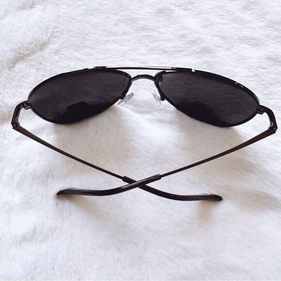 Irene Black Aviator Stylish Polarized Sunglasses - Picture 10 of 12